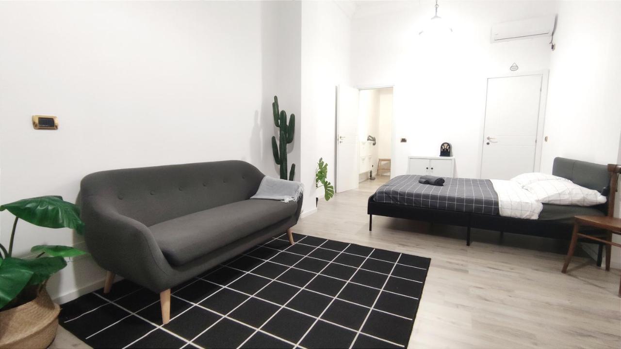 Via Verdi 14 Apartment กาญารี ภายนอก รูปภาพ